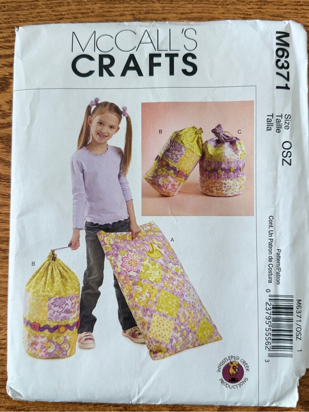 Mccalls Pattern M6371, Crafts, Pillowcase, Duffle Bag, New Uncut Factory Folded